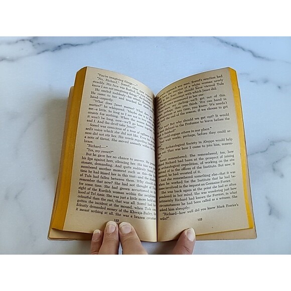 Shadows Of The Sand By Rona Randall Paperback - Picture 6 of 10